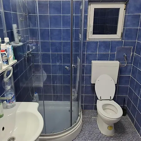 Borat Apartmani. Vir Exterior photo